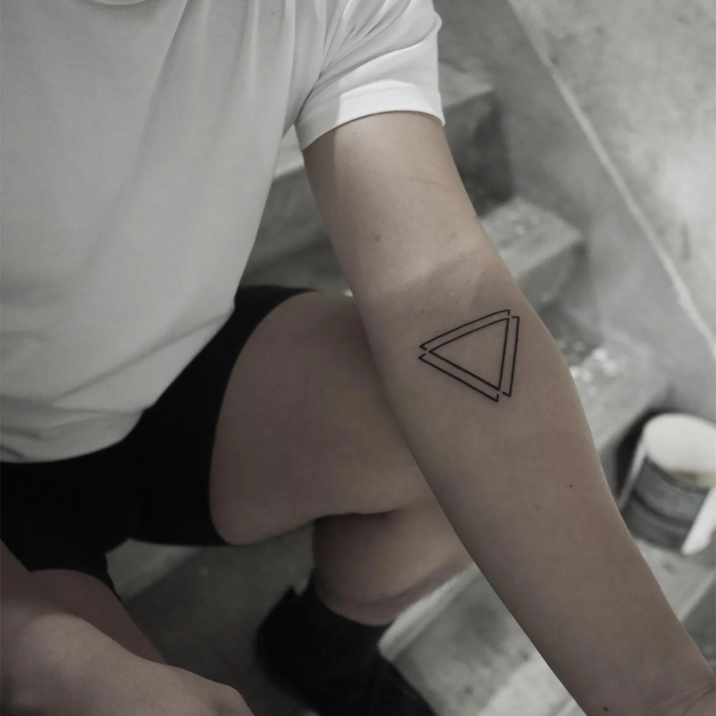 Outline of Double Triangles on the Arm
