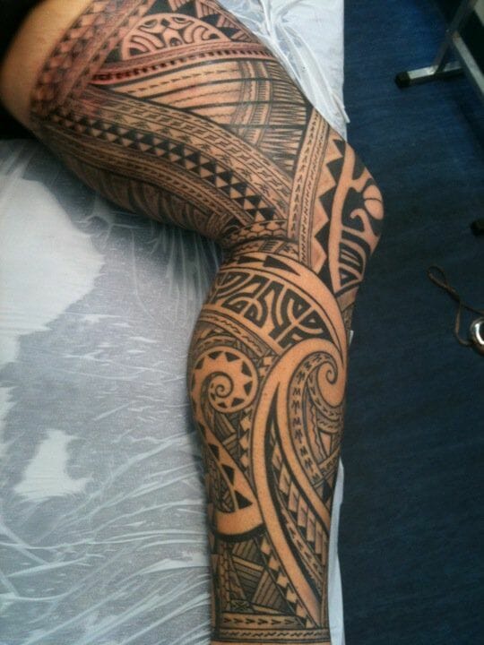 Traditional Tribal Polynesian Leg Design