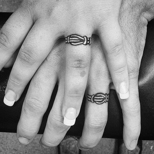 ring with knot design tattoos