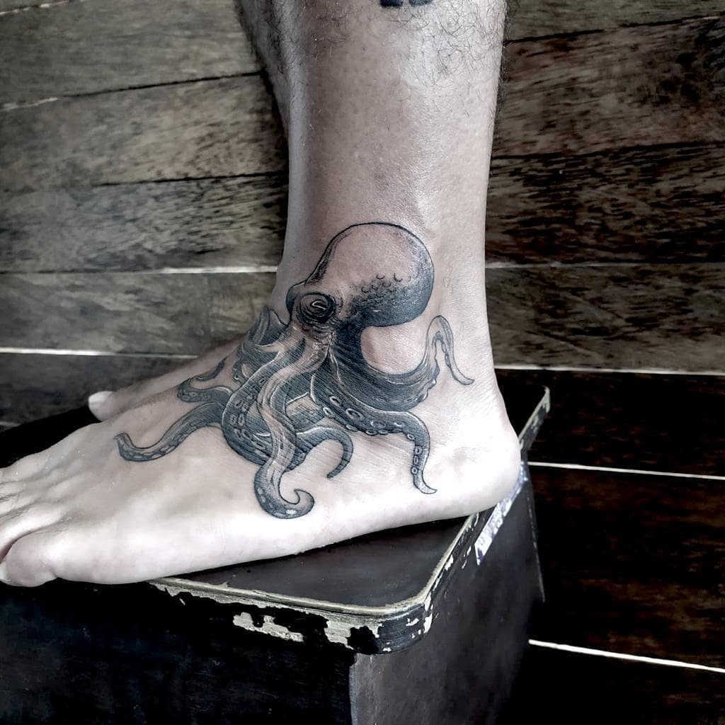 Foot octopus tattoos Outsons