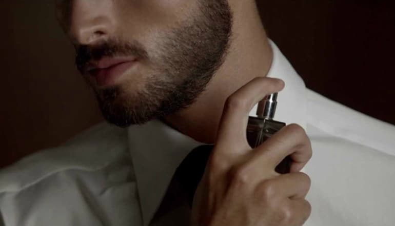 When-to-wear-perfume-for-men