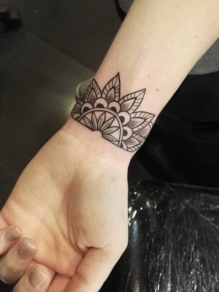 Wrist Mandala Tattoo Outsons