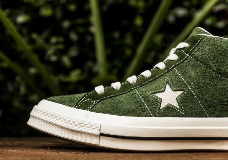 converse one star mid green close up