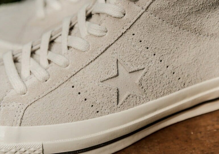 converse one star mid tan close up