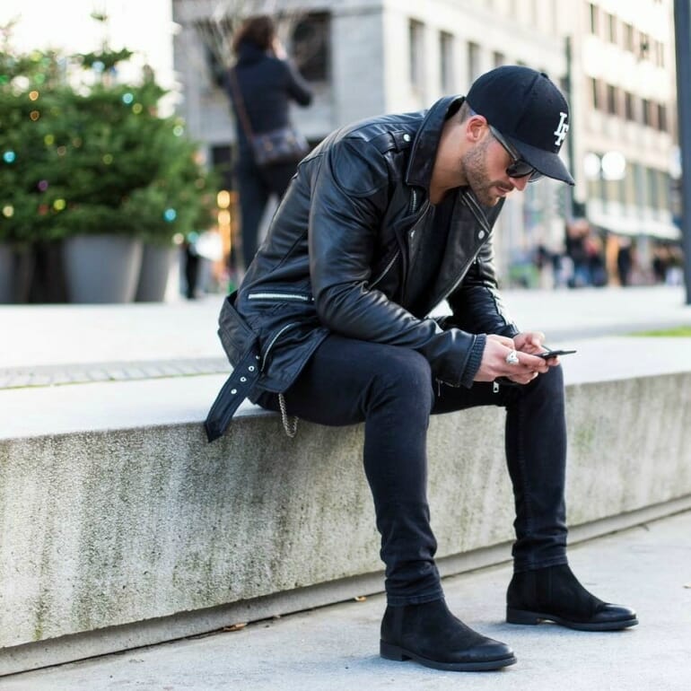 mens-black-chelsea-boots-jeans-leather-jacket-hat-street-style