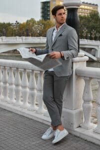 How to Wear a Linen Suit - Outsons