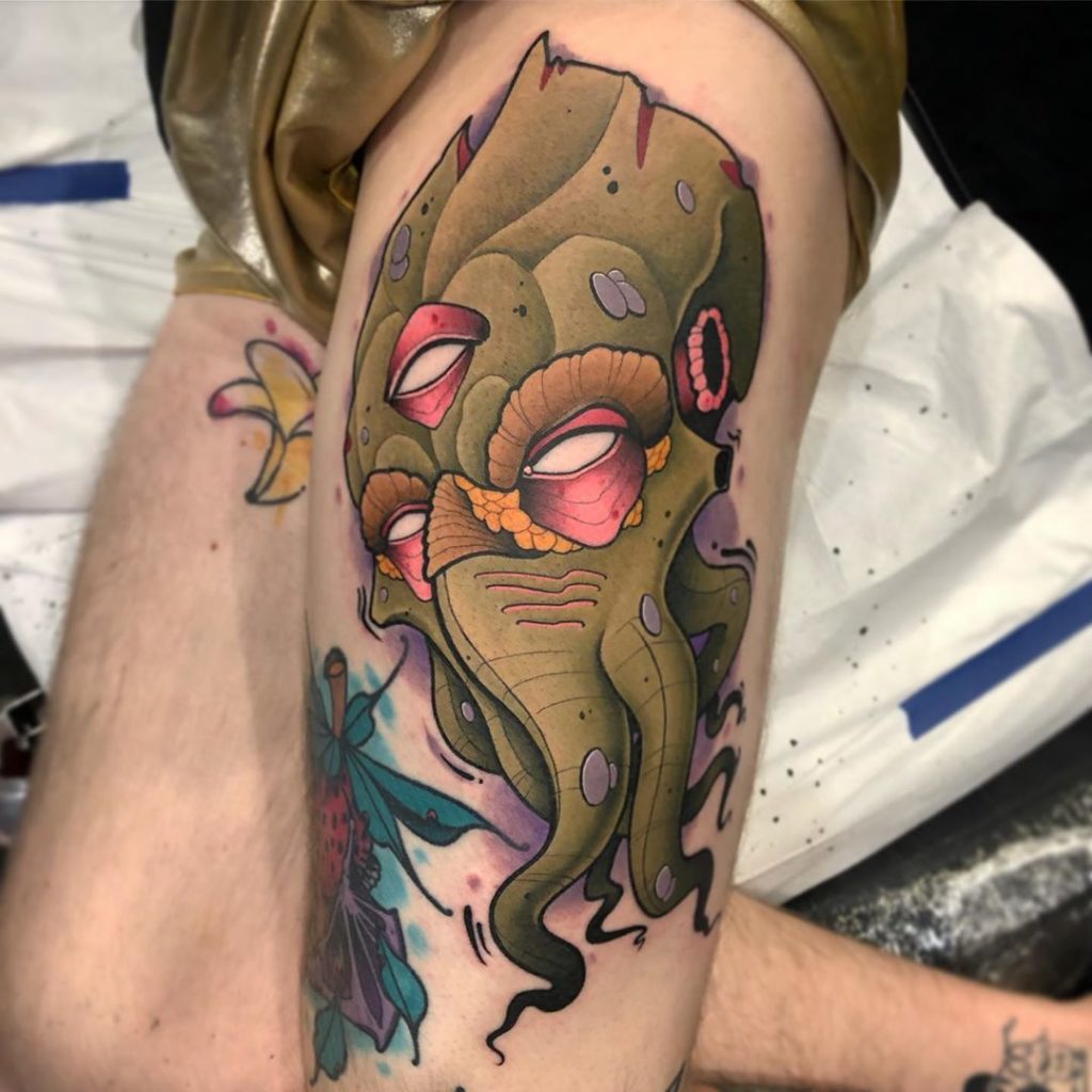 Leg ink Lovecraft Cthulhu tattoo Outsons