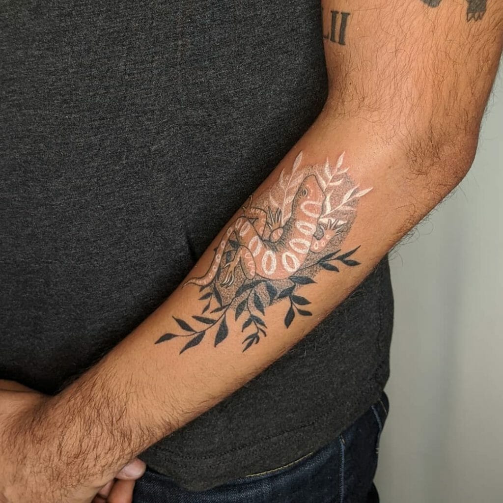 Arm lizard tattoo for guys