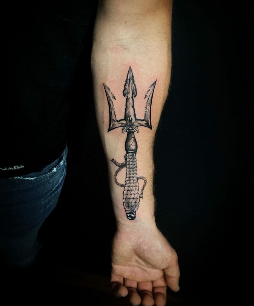 Mighty Trident Tattoo Designs And Meanings - mysteriousevent.com