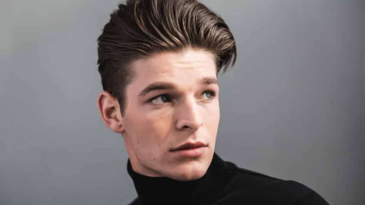5 Stylish Hairstyles for Fine Hair - [current_date format='F, Y'] - Outsons