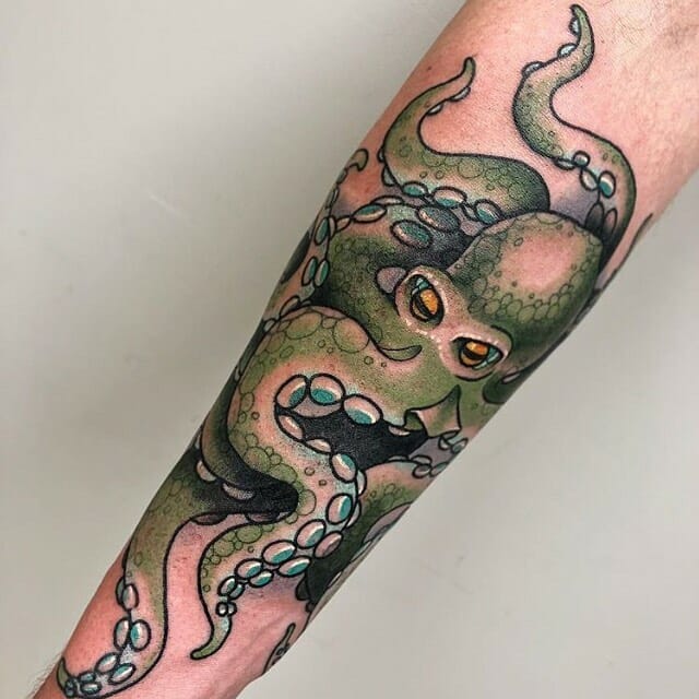 2019 09 20 05.55.38 2136663321263246976 tentacletattoo Outsons