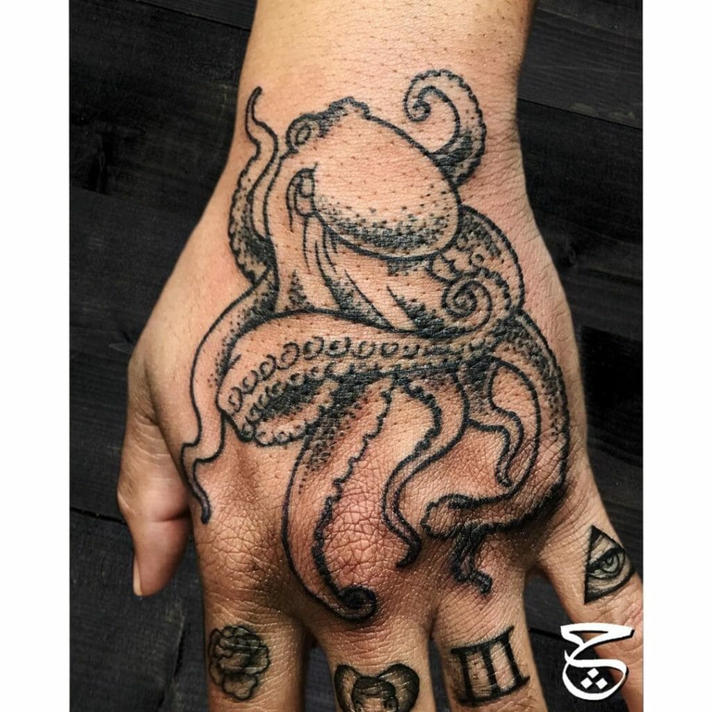 2019 11 29 21.57.13 2187881606786382005 tentacletattoo Outsons