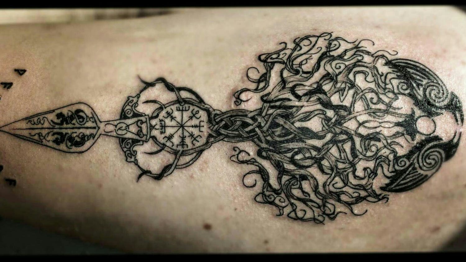 See more ideas about yggdrasil norse tattoo nordic tattoo. 