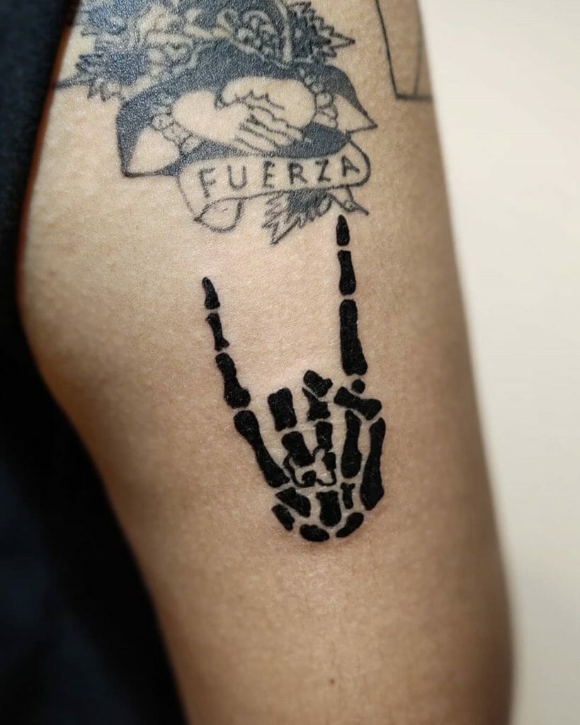 Skull Tattoo Hand Ideas