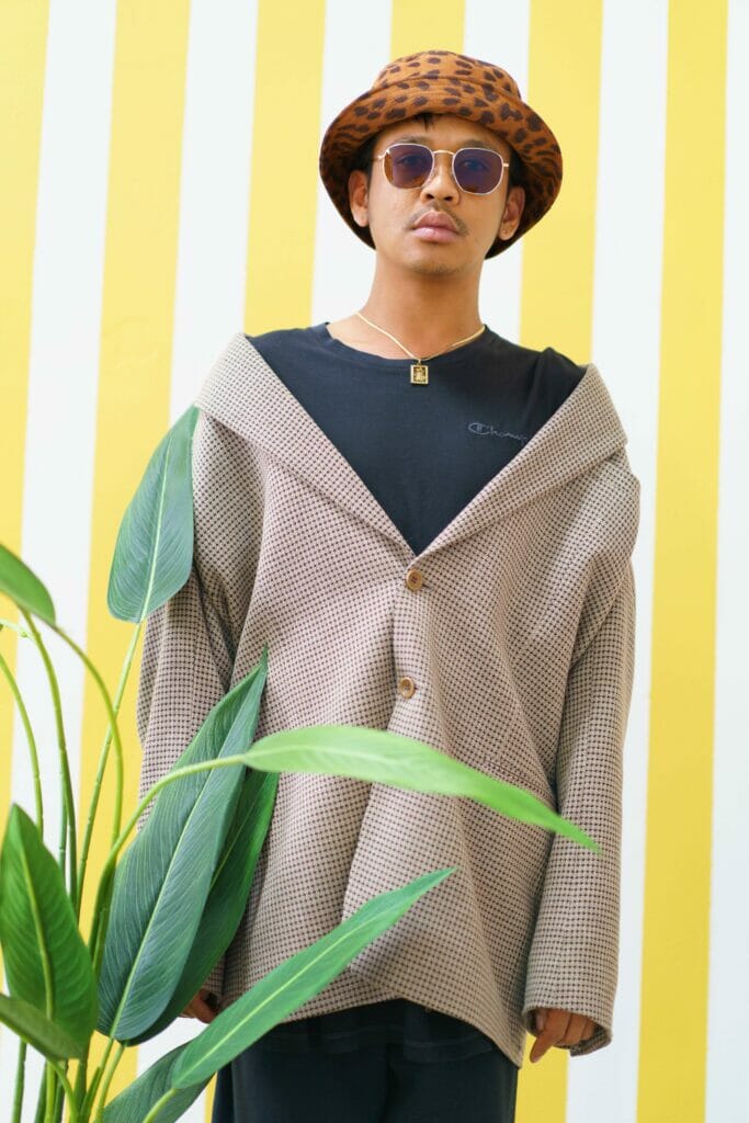 Keep It Casual With An Oversized Cardigan