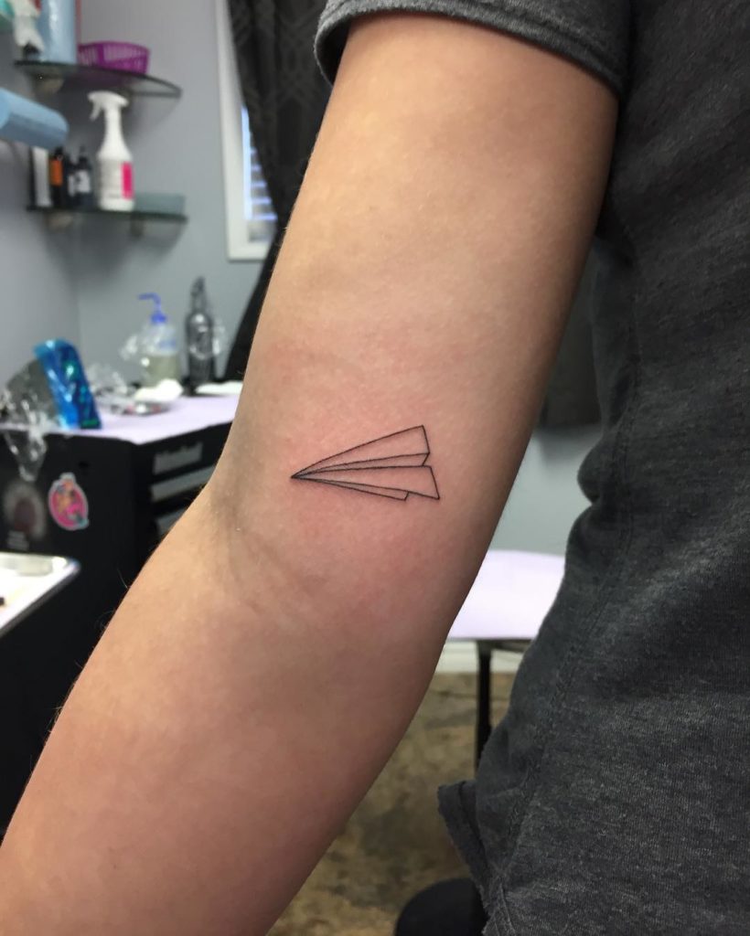 2018 10 07 08.20.29 1884514271016788755 paperairplanetattoo Outsons