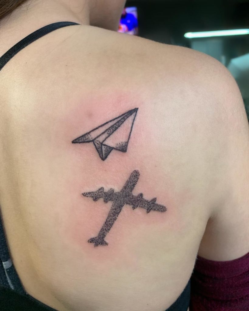 2018 12 30 07.01.28 1945355666172797954 paperairplanetattoo Outsons
