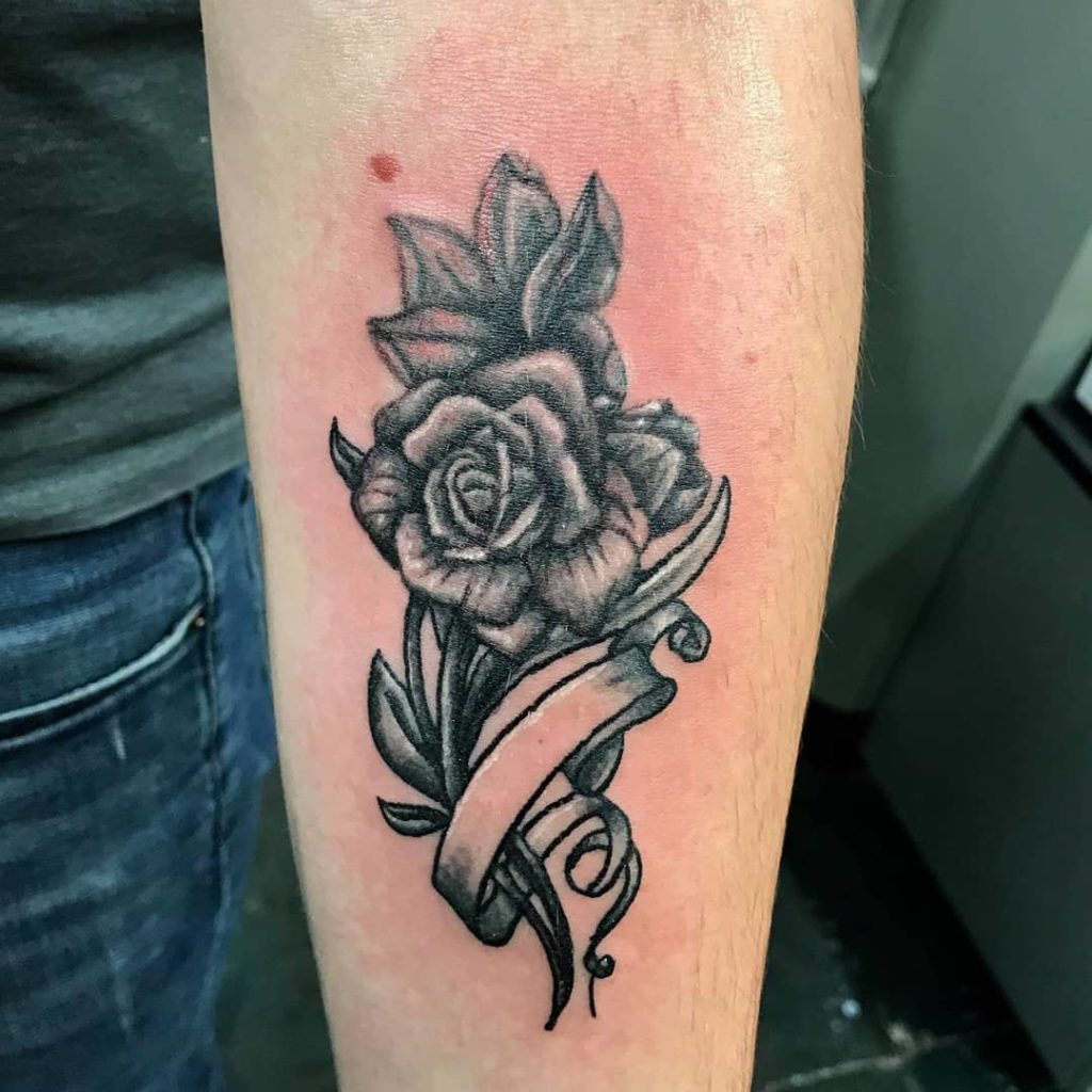 2019 04 26 04.40.31 2030083486421078992 bannertattoos Outsons
