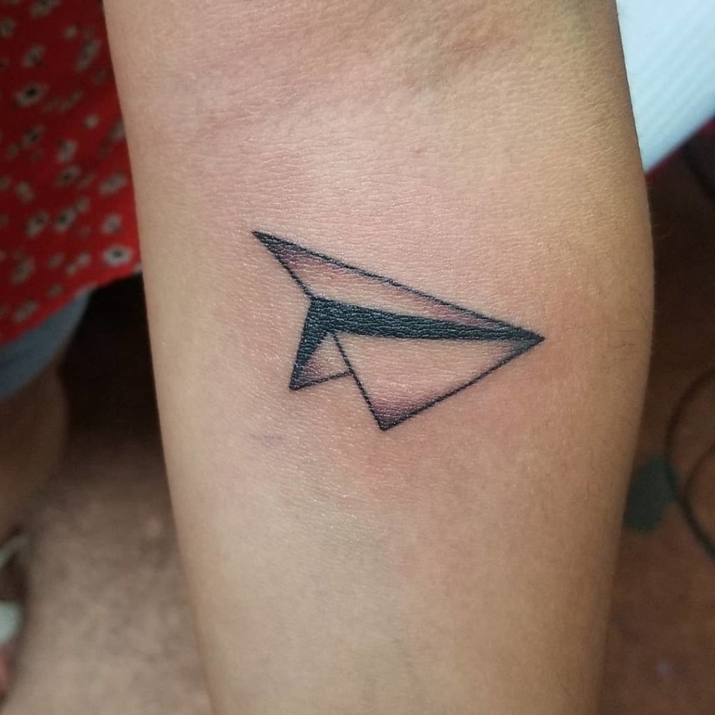 2019 06 30 14.29.33 2077490372472361734 paperairplanetattoo Outsons