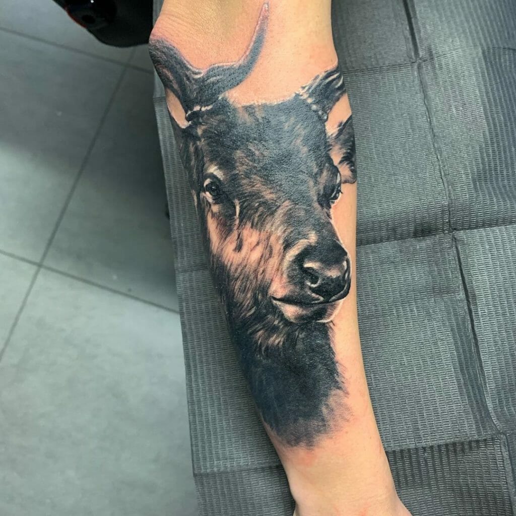 Big Shiny Black And Grey Deer Tattoo Sleeve