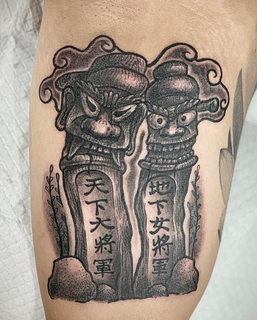 Black & Scary Korean Tattoo Artist Minimalist Design