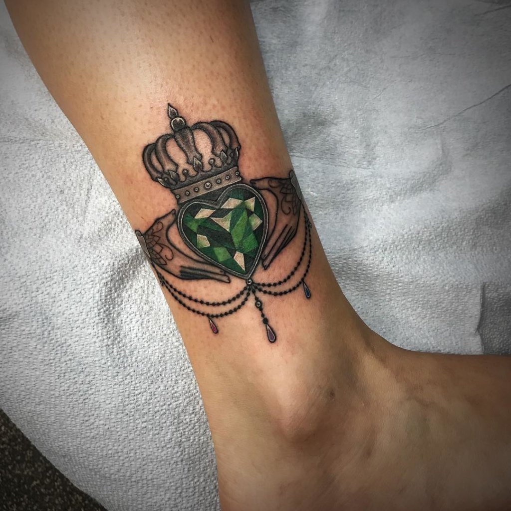 Emerald Green Irish Claddagh Tattoo Designs