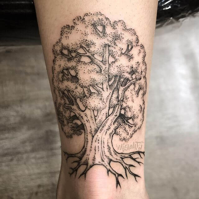 Detailed & Precise Tree Tattoos