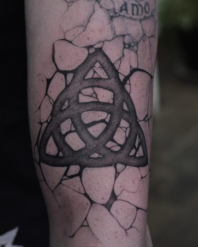 Top 107+ about celtic knot meaning tattoo super hot .vn