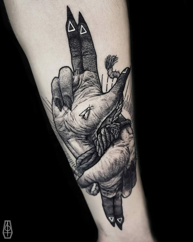 Dark, Monochromatic Tattoos For The Perfect Dramatic Look 