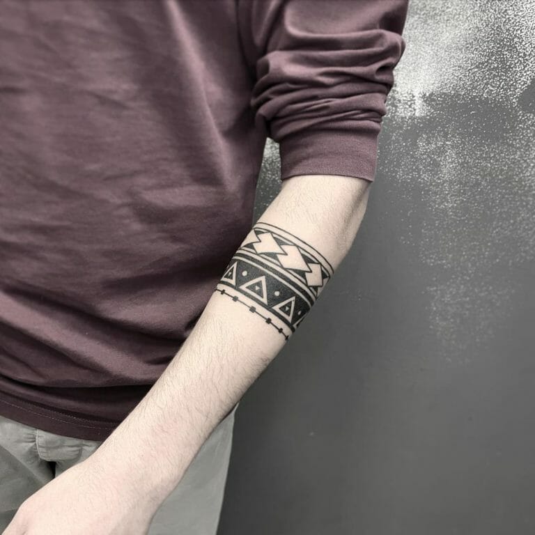 22 Amazing Black Band Tattoos For 2024!
