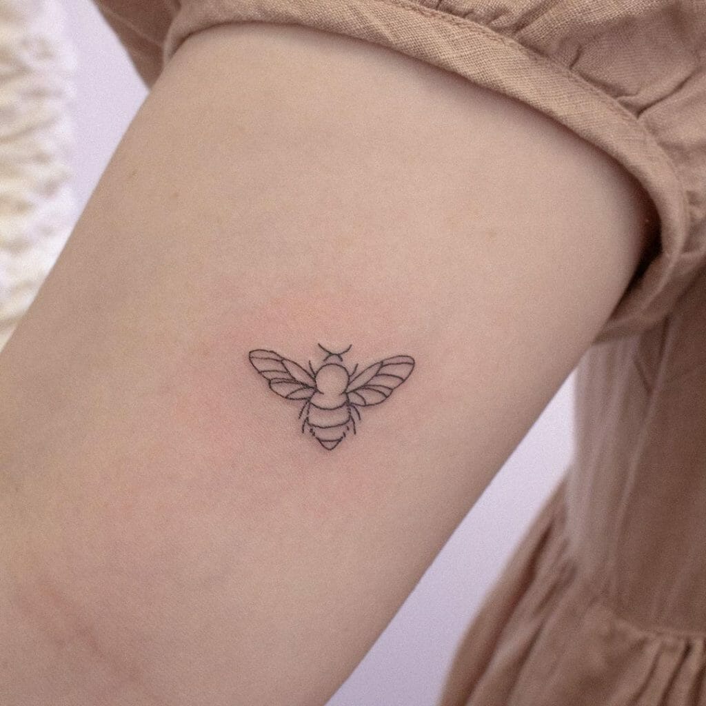 Top more than 79 girly bee tattoo - in.eteachers
