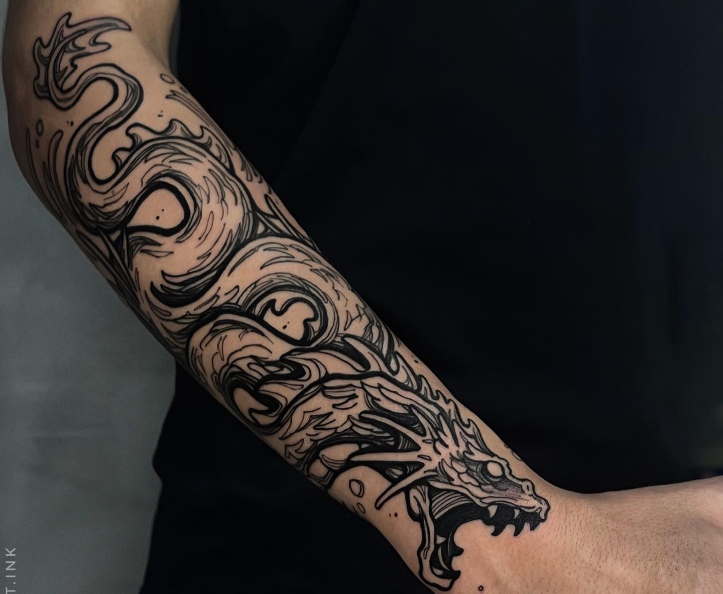 Discover 74+ forearm tattoo dragon latest - vova.edu.vn