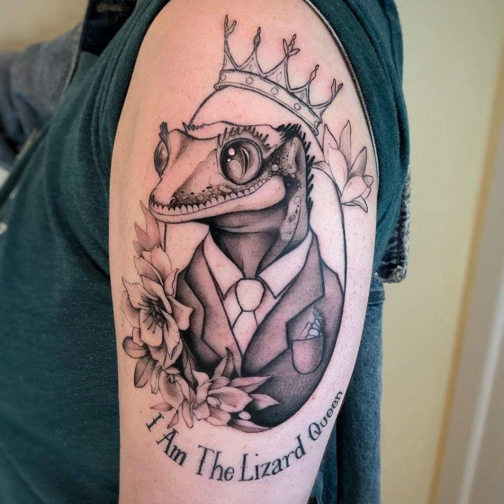 Black and grey gecko tattoo