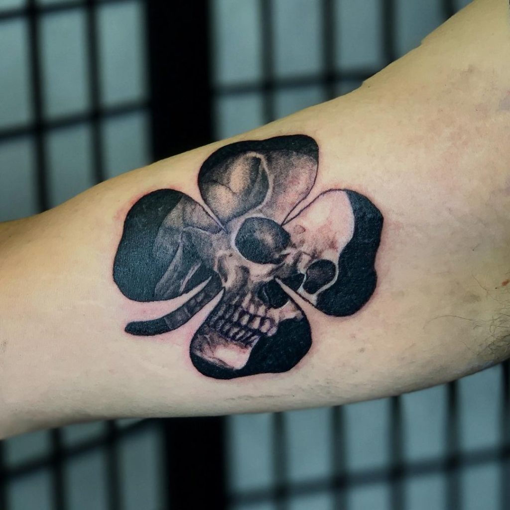 Skull Clover Tattoo
