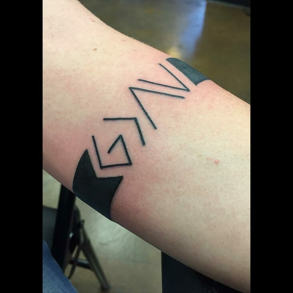 God Is Greater Than The Highs And Lows Armband Tattoo