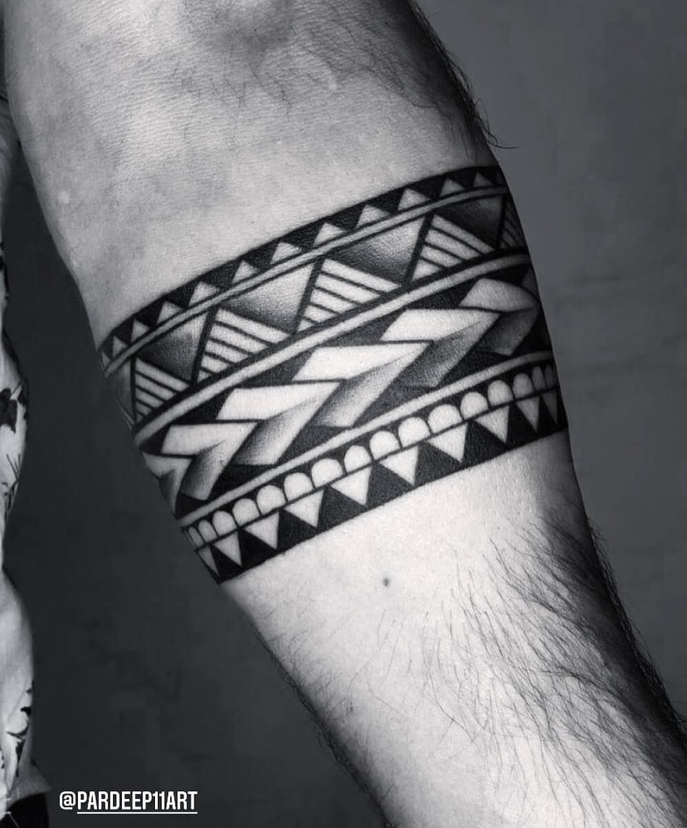66 Amazing Tribal Band Tattoos For 2024!