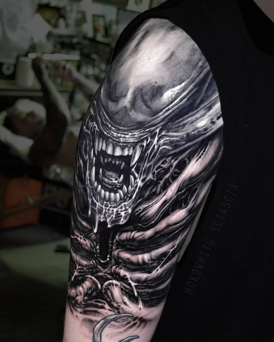 Finally finished this huge #xenomorph tattoo. I loved drawing this one. I  tried to keep it pretty true to the originals but ended up… | Instagram