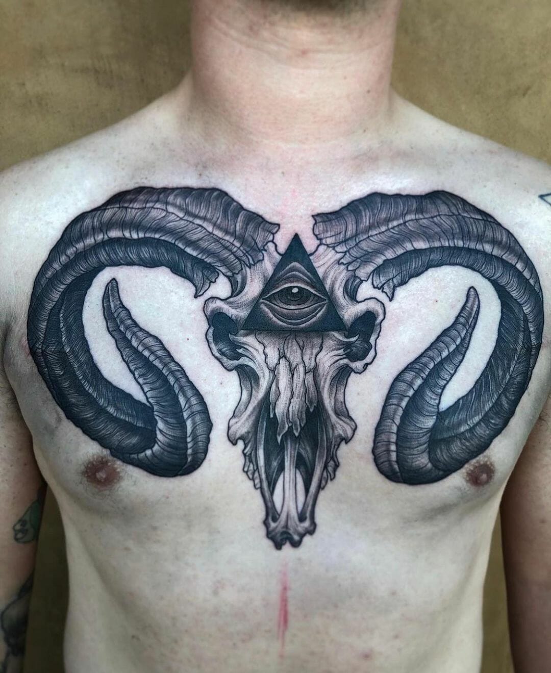 Tattoo uploaded by minerva • Six-horned Ram Skull Tattoo that looks  three-dimensional by Javier Antunez @Tattooedtheory #JavierAntunez  #Tattooedtheory #Blackandgrey #Realistic #Ramskull #ram #skull • Tattoodo