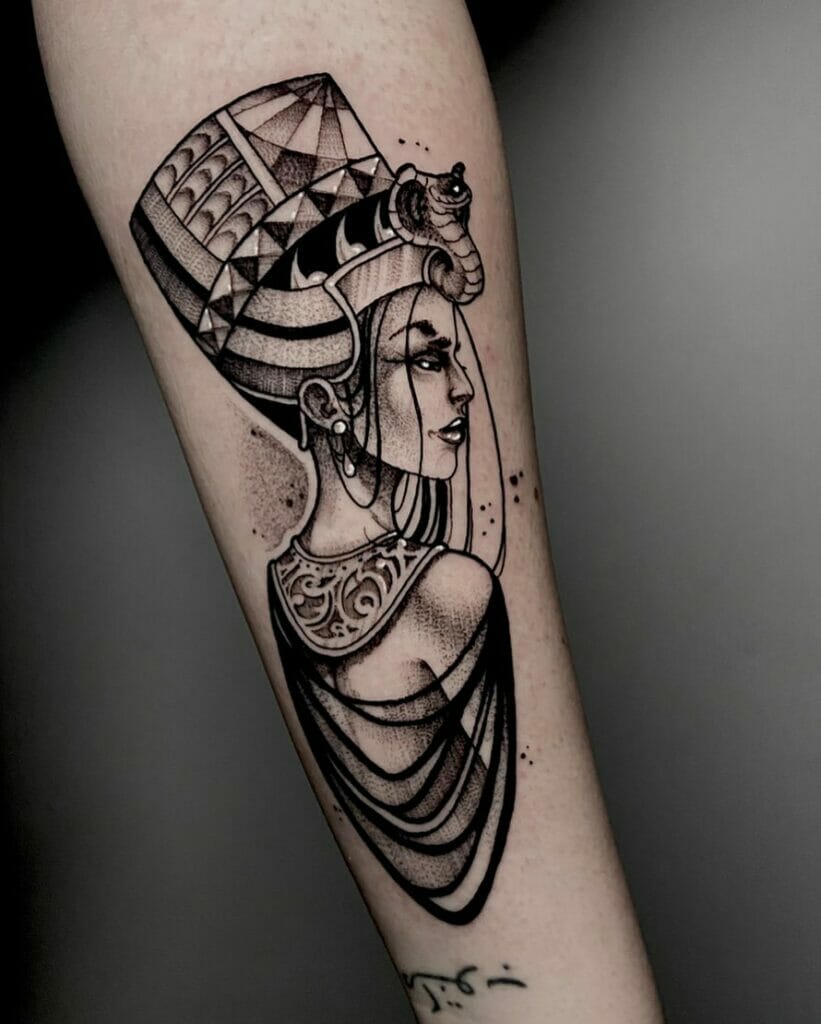The Side-faced Queen Nefertiti Tattoo