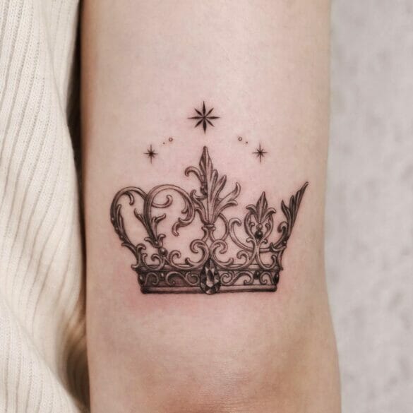 22 Amazing Queen Crown Tattoos For 2024!