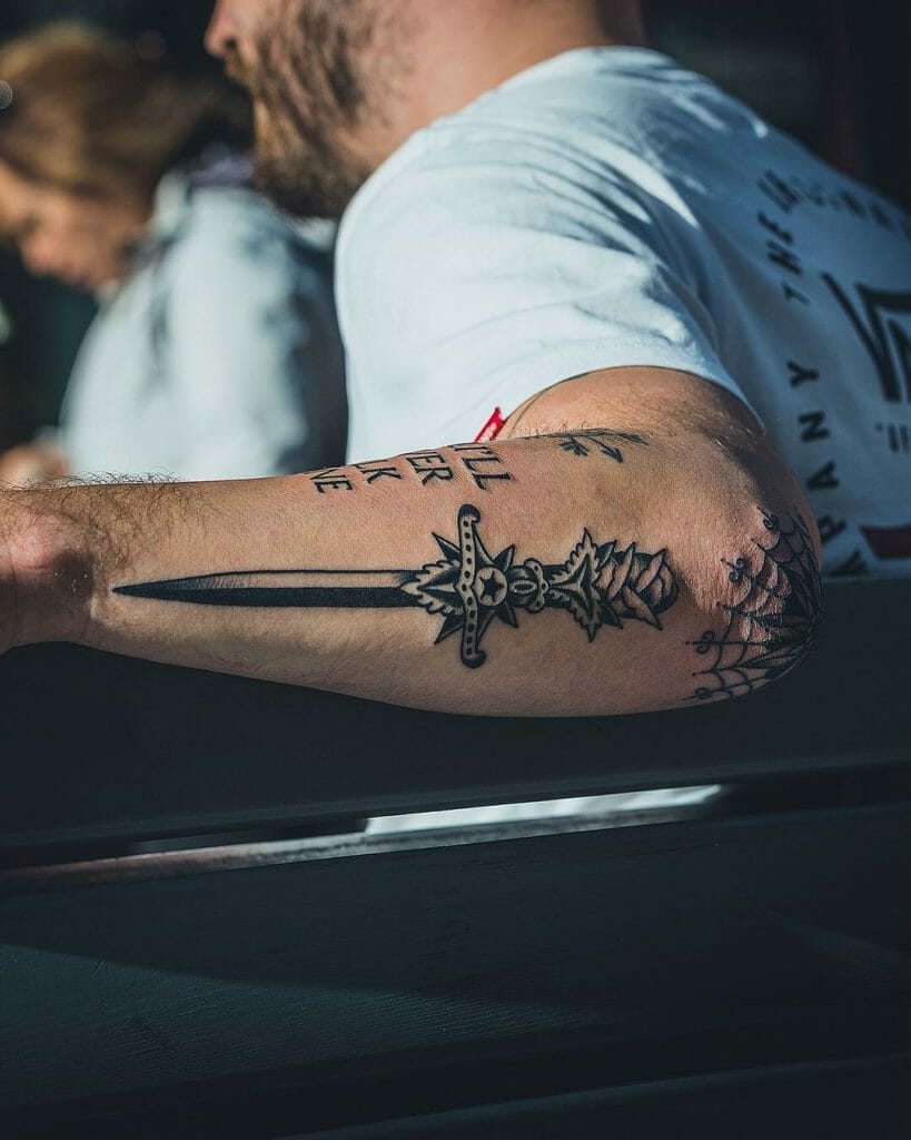 Traditional Dagger Tattoo Ideas