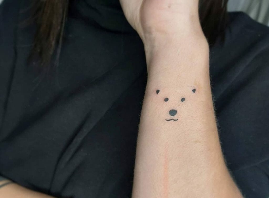 3. Minimalist Bear Tattoo Ideas - wide 9