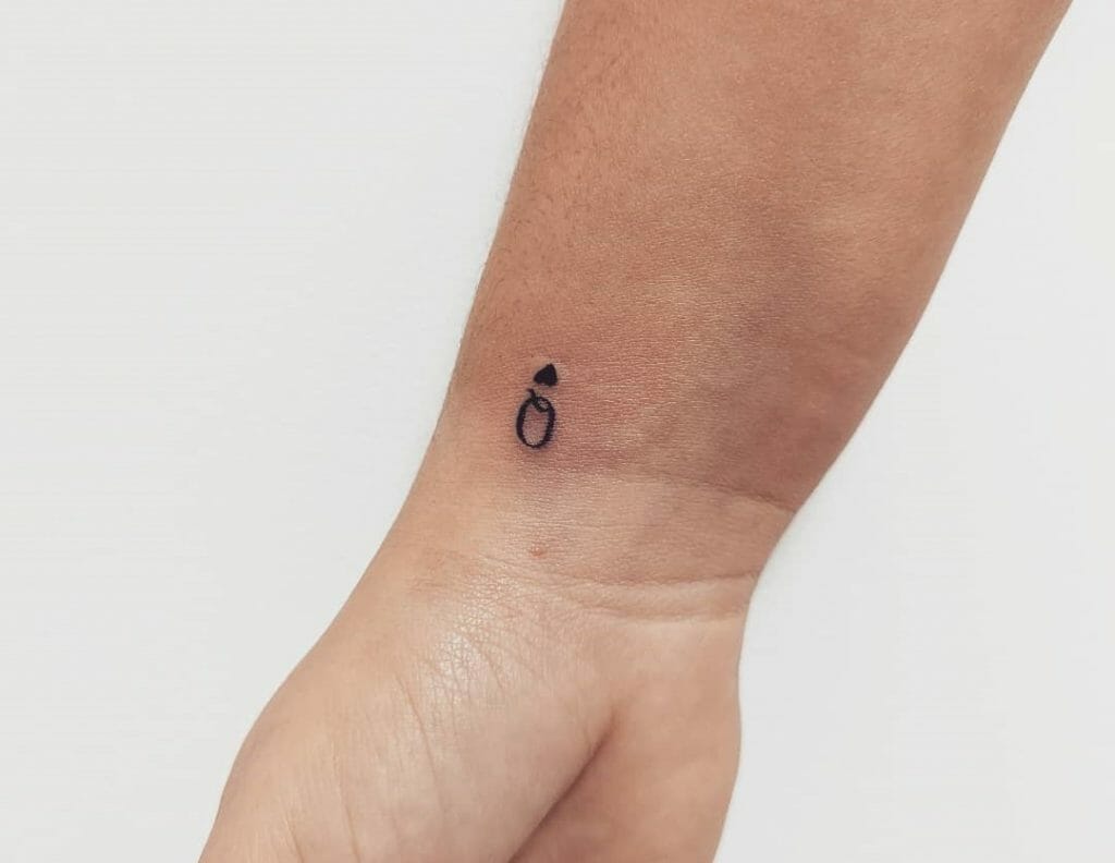 7. 50+ Cute and Meaningful Tattoo Ideas for Women - wide 2