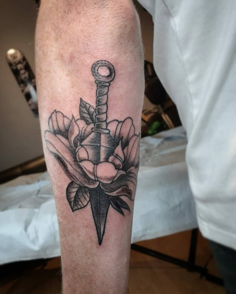 Kunai Knife Tattoo Piercing A Peony Flower