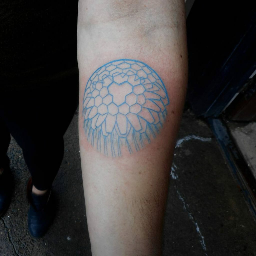 Traditional Jellyfish Tattoo Design