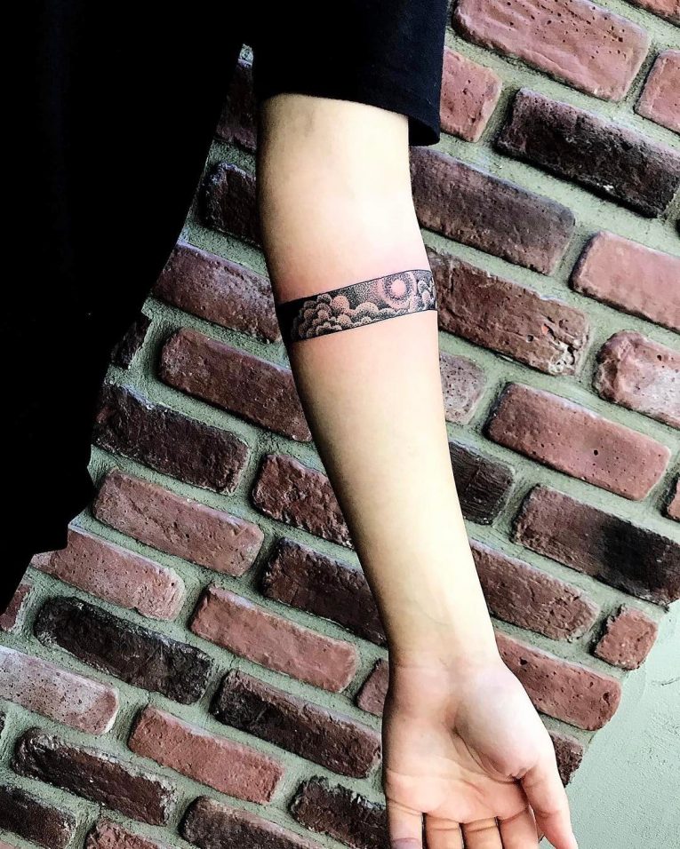 armband tattoo 