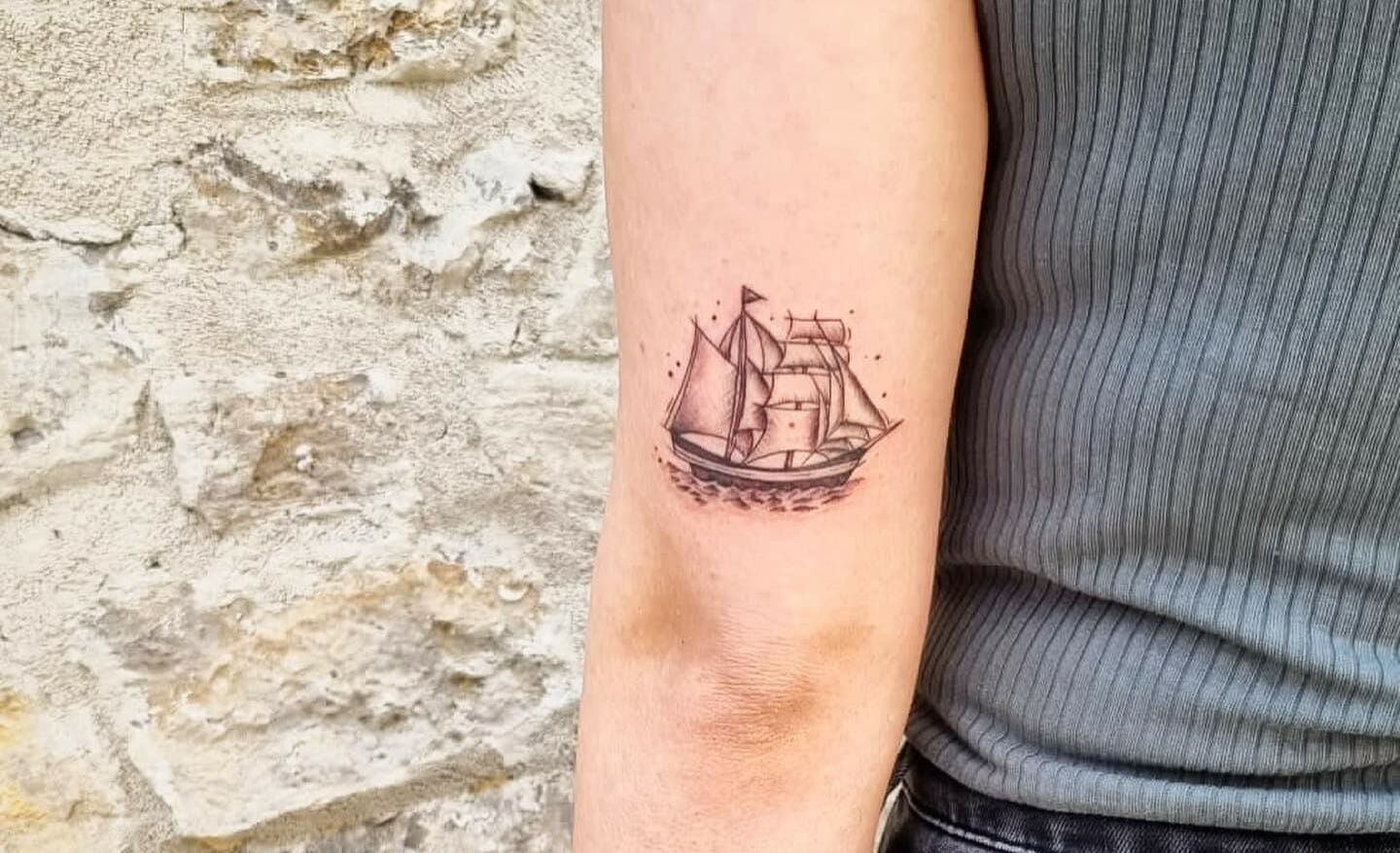 Skunx Tattoo - Tiny ship by @milanli 😊 . . #tattoo #tattoos #tattooing  #tattooartist #delicatetattoo #finetattoo #london #londontattoo #art  #fineart #artist #delicatetattoos #finelinetattoo #lineworktattoo  #veganfriendl | Facebook