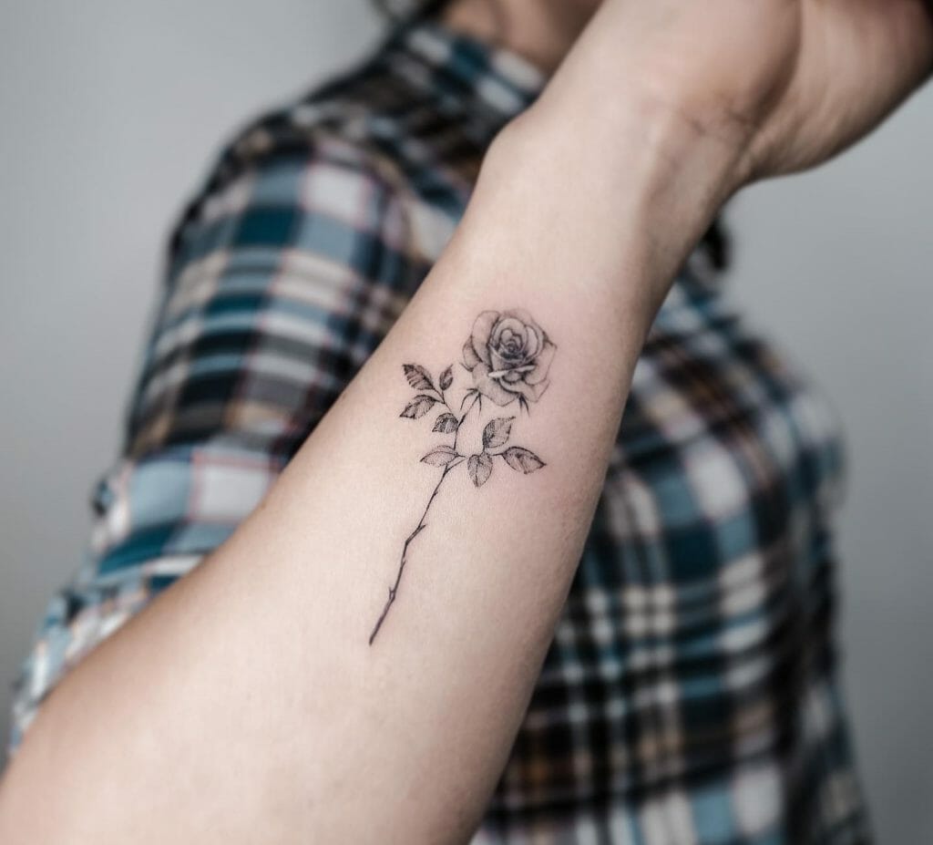 Best Small Simple Rose Tattoo Ideass