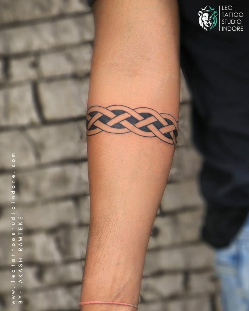 Share 95+ about simple celtic armband tattoo unmissable - in.daotaonec