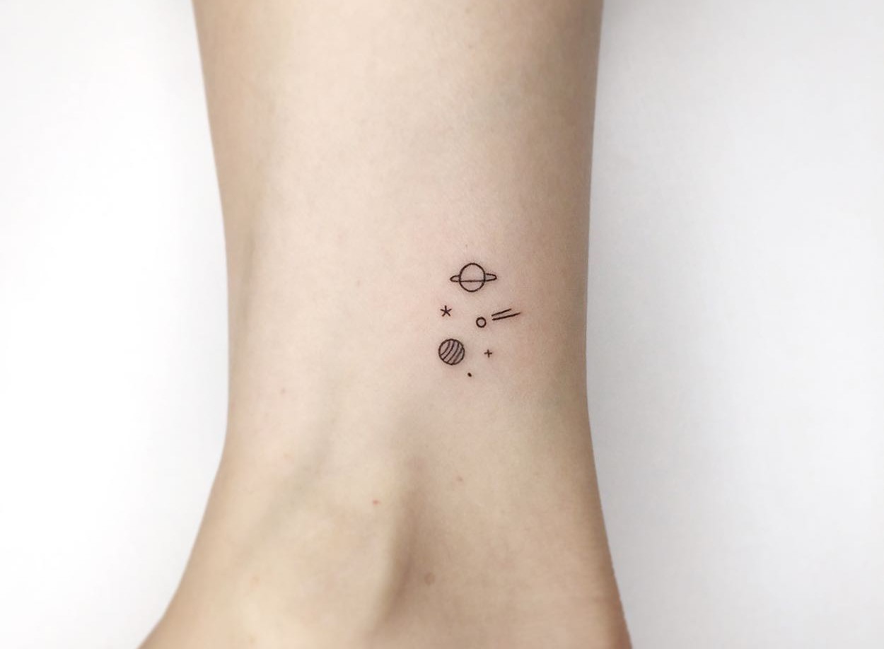 22 Amazing Shooting Star Tattoo Designs + Meaning - Updated For 2023 - Outsons